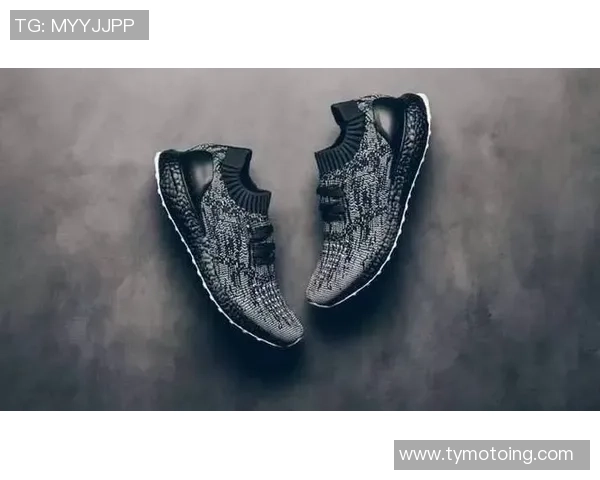 黑白交织的足球图案展现运动魅力与艺术之美的完美结合